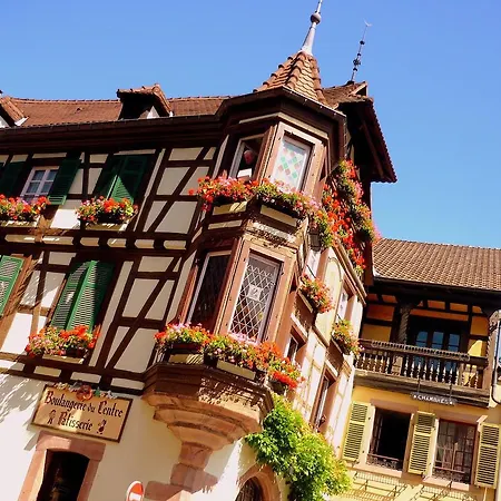 Nid Du Chateau Avec Garage Appartement