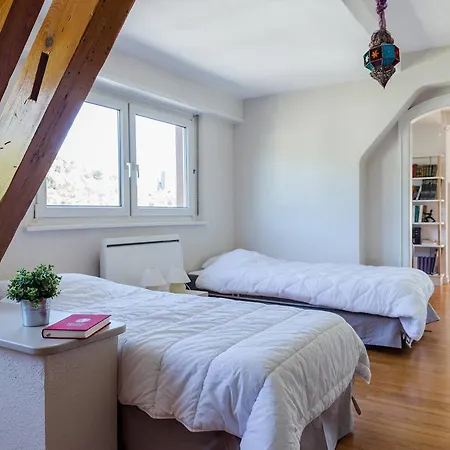 Appartement Nid Du Chateau Avec Garage